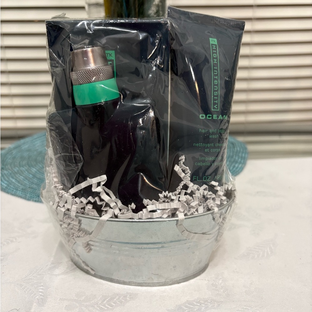 MK High Intensity Ocean Cologne  Gift set
